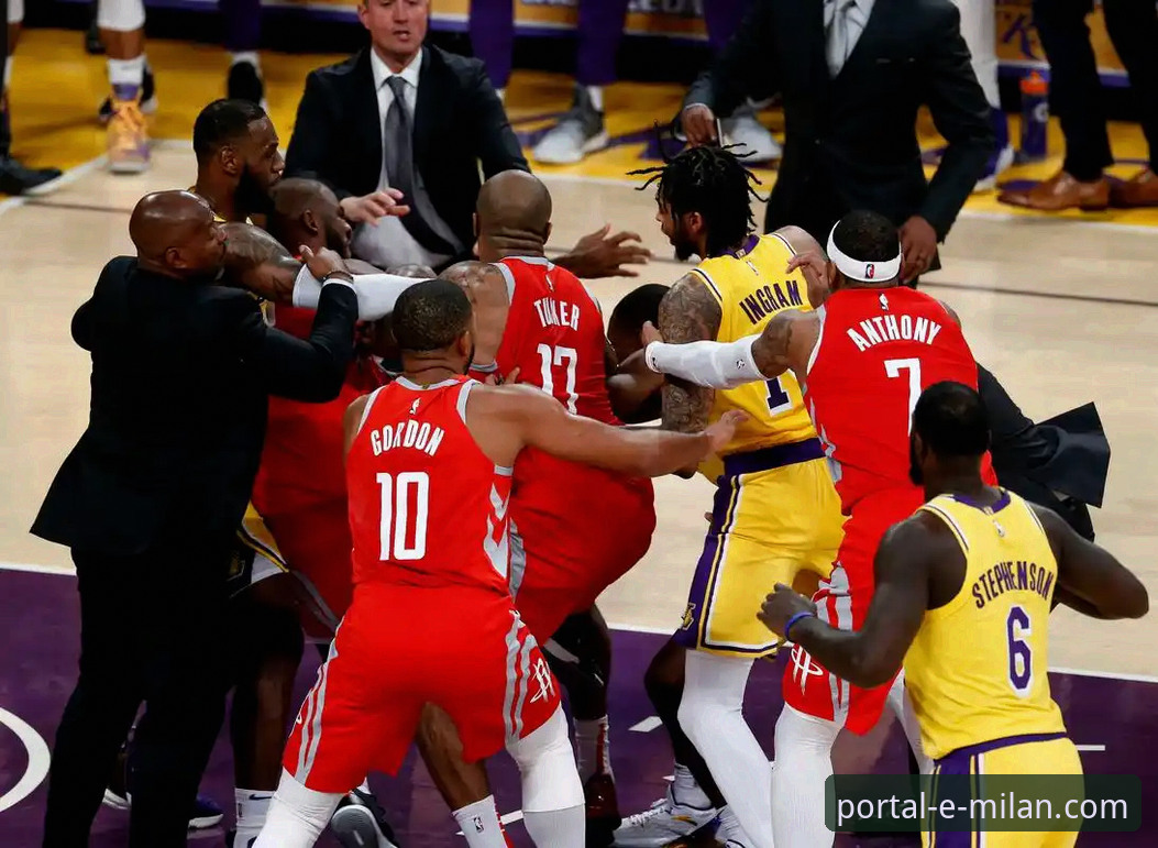 前瞻视角下的战术博弈：湖人三巨头火力全开背后的数据洞察